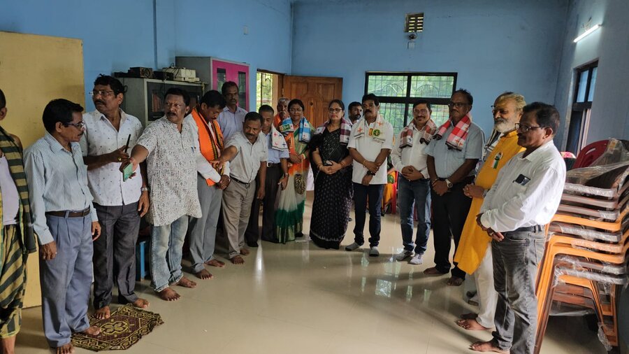 Community leaders' meeting with Brains Iconic Charitable Trust representatives.